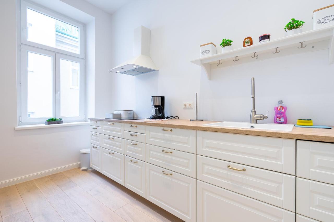 Modernes Apartment Im Charmanten Cottage Viertel Viena Exterior foto