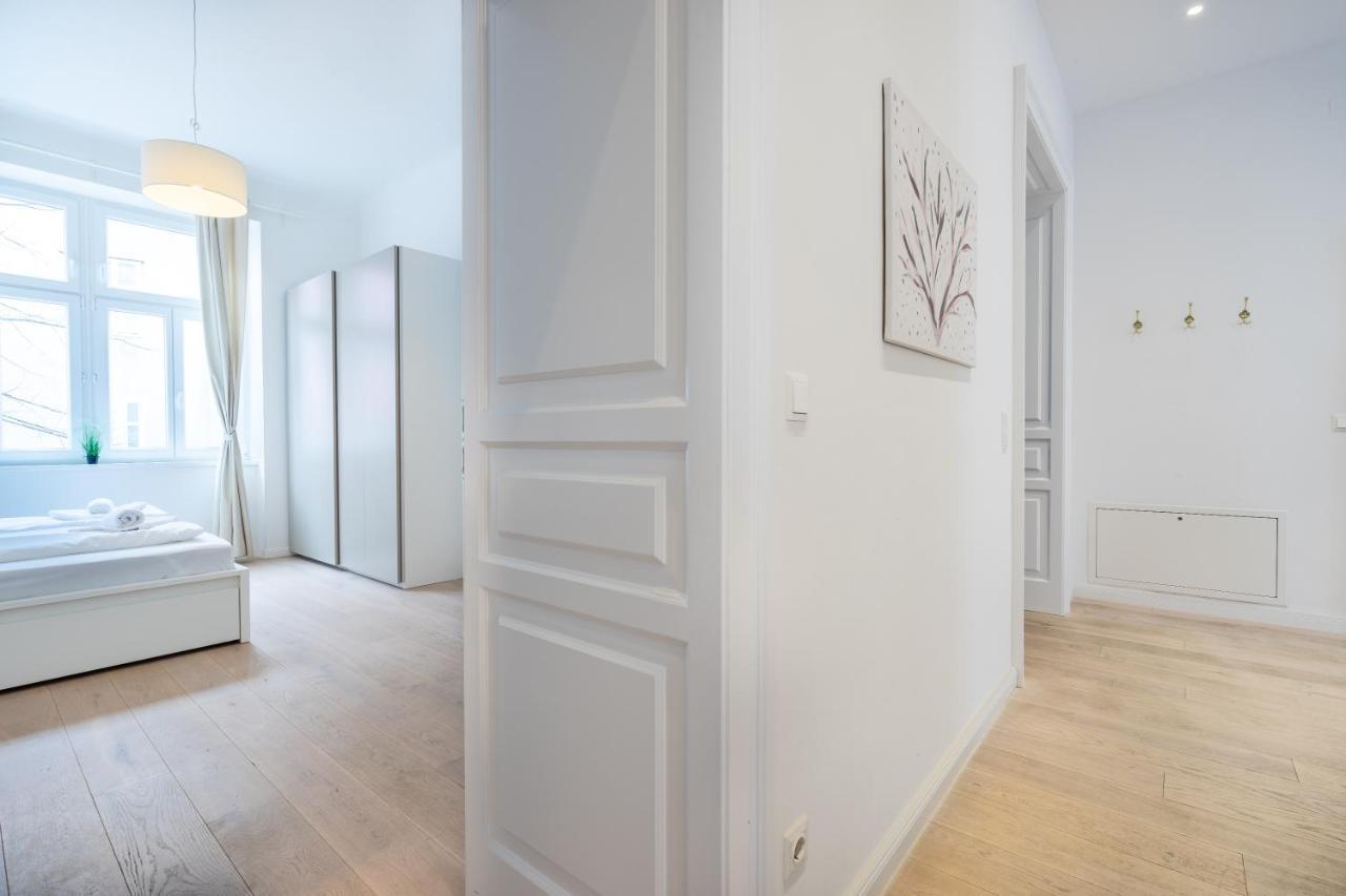 Modernes Apartment Im Charmanten Cottage Viertel Viena Exterior foto